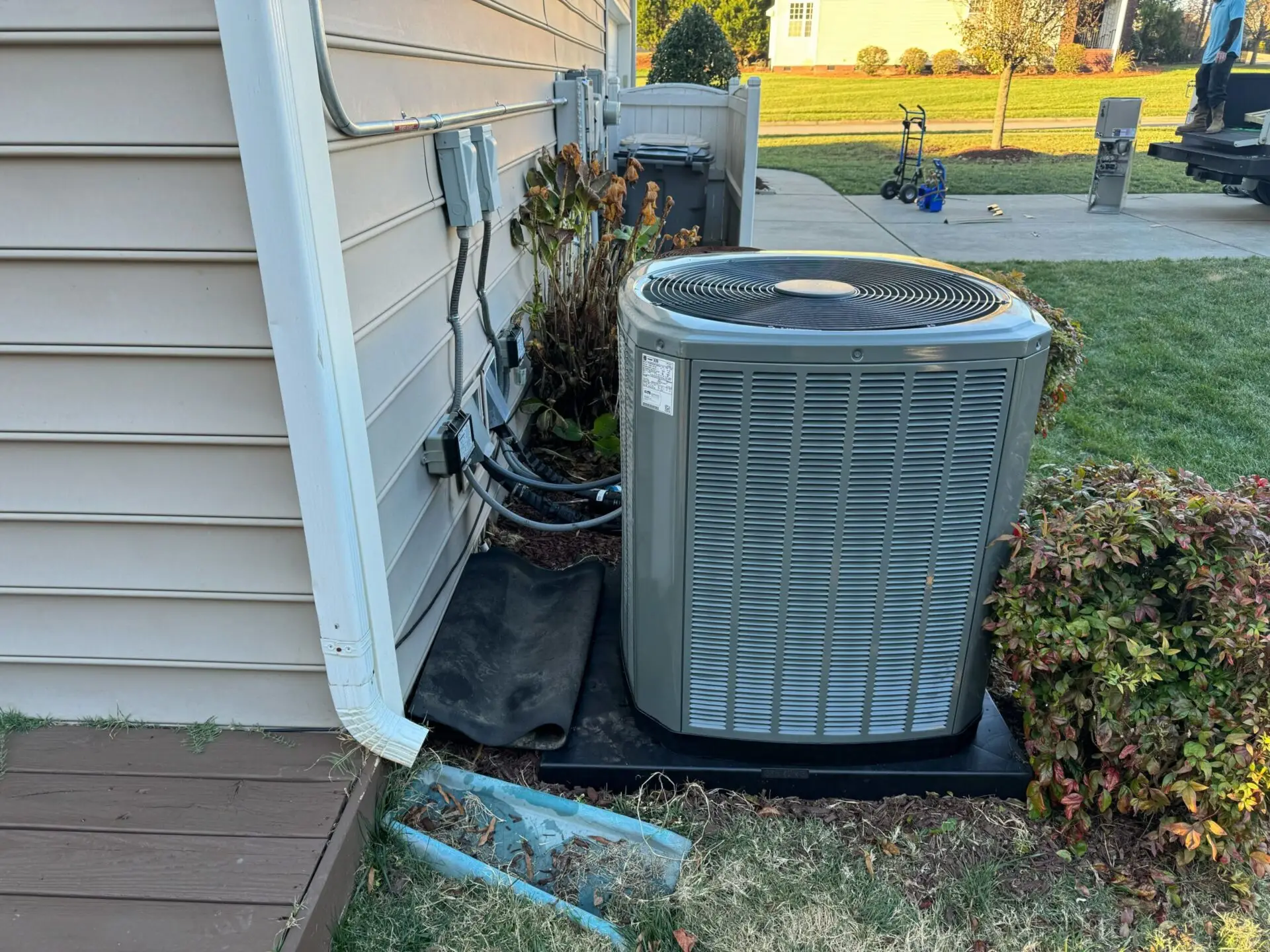 Signs You Need HVAC Maintenance or Replacement